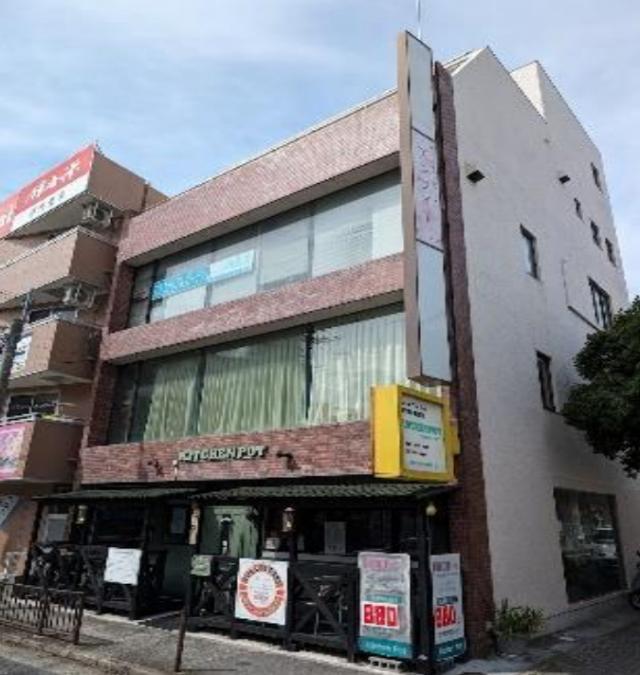 川西市中央町
