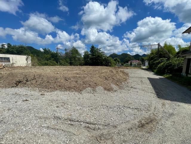 三田市志手原